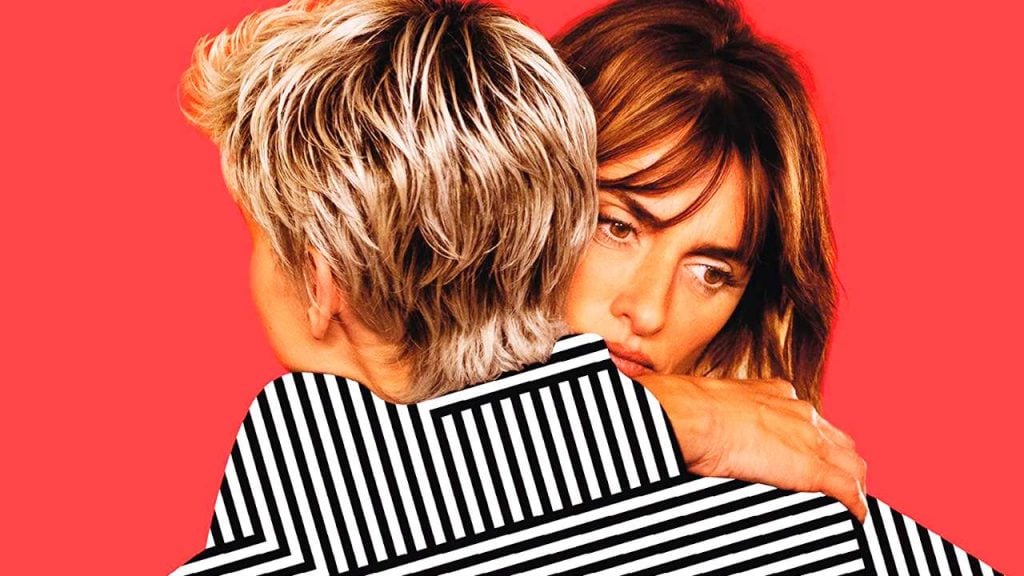 'Mães Paralelas' expõe traumas espanhóis históricos sem trair temas habituais de Almodóvar
