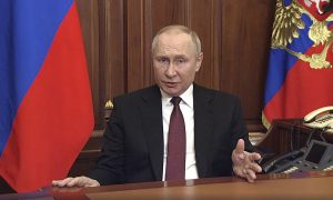 Rússia reage aos EUA e diz que não cabe a Biden decidir quando Putin deixará o poder