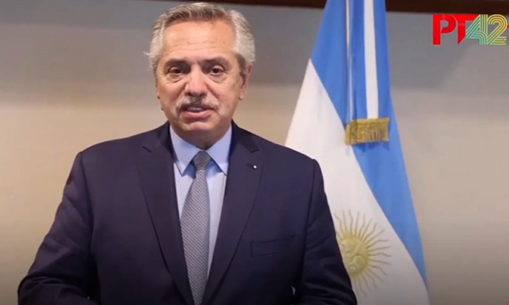 Fernández pede ‘união’ contra a desigualdade na América Latina e destaca liderança de Lula