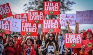 Comitê Lula Livre encerra atividades após 'extraordinária vitória da justiça'