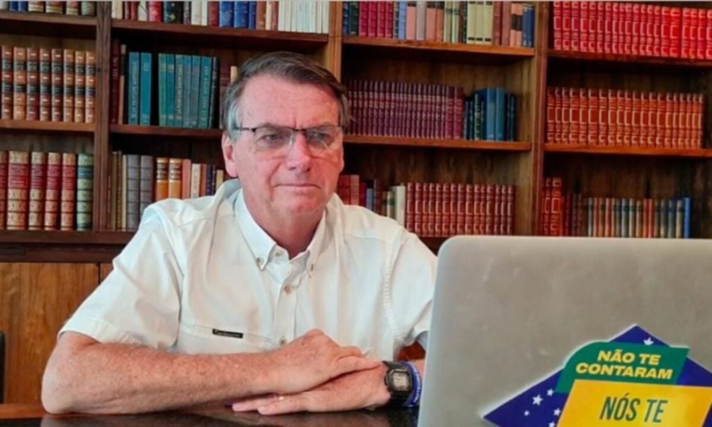 Bolsonaro volta a atacar o sistema eleitoral: ‘Quem opera é um ser humano’