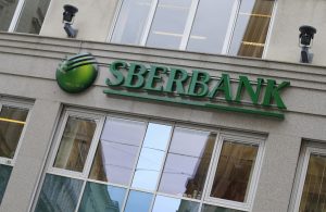 Maior banco da Rússia anuncia saída do mercado europeu