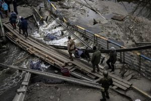 Ucrânia alerta para situação 'catastrófica' em Mariupol antes de nova rodada de negociações