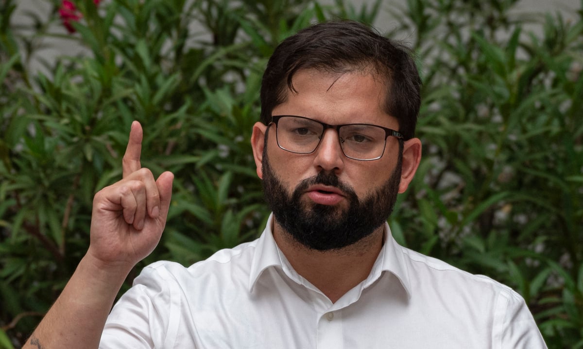 Novo presidente do Chile declara apoio a Lula e se diz ‘radicalmente distinto’ de Bolsonaro