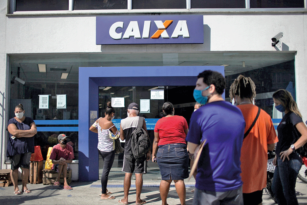 Auxílio Brasil tem fila de 2,78 milhões de famílias para acessarem benefício