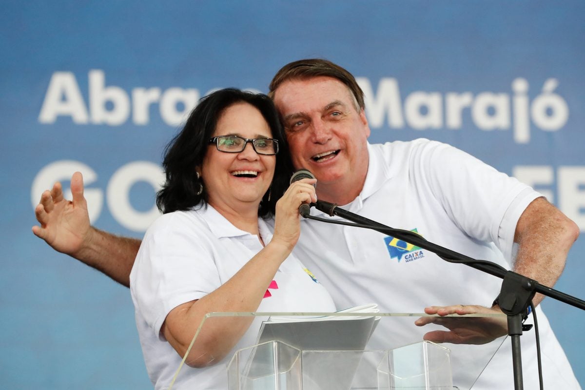 Damares e Bolsonaro.

Foto: Alan Santos/PR 