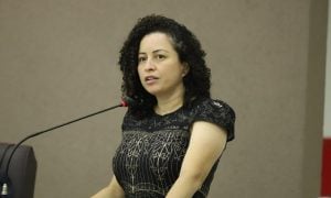 Vereadora de Sinop (MT) vai ao MP contra lei que proíbe debates e livros sobre sexualidade