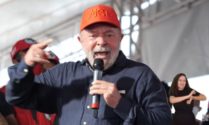 Lula diz que Sergio Moro 'mal e porcamente aprendeu a ler e a decorar o Código Penal'