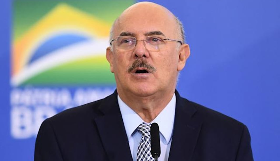 Milton Ribeiro recebeu R$ 50 mil na conta de sua mulher, admite advogado -  CartaCapital