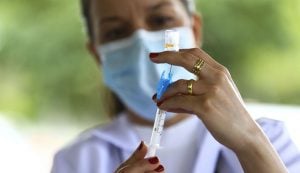 Governo de SP aplicará quarta dose de vacina contra Covid-19 em pessoas acima de 60 anos