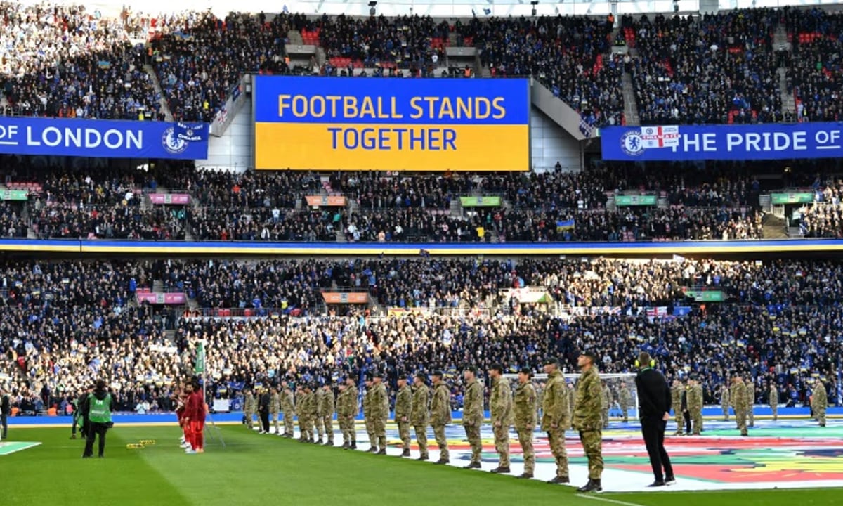 Por mensagens pró-Ucrânia, TV da China não transmitirá jogos do Campeonato Inglês