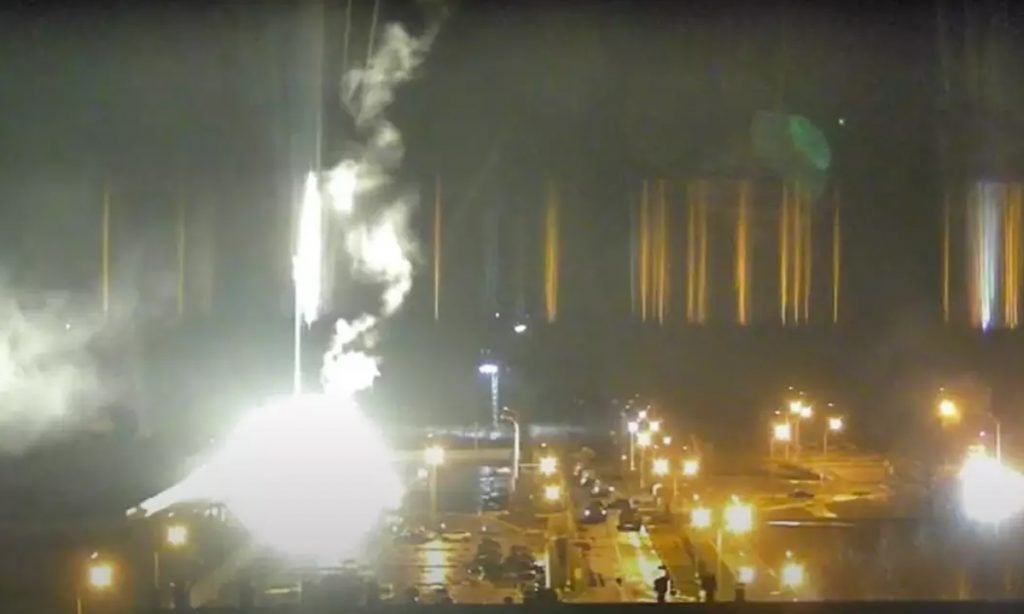 Embaixador russo na ONU diz que tropas de Putin não têm culpa por incêndio em usina nuclear