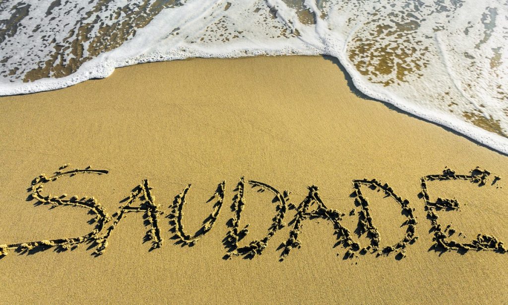 A saudade mata a gente
