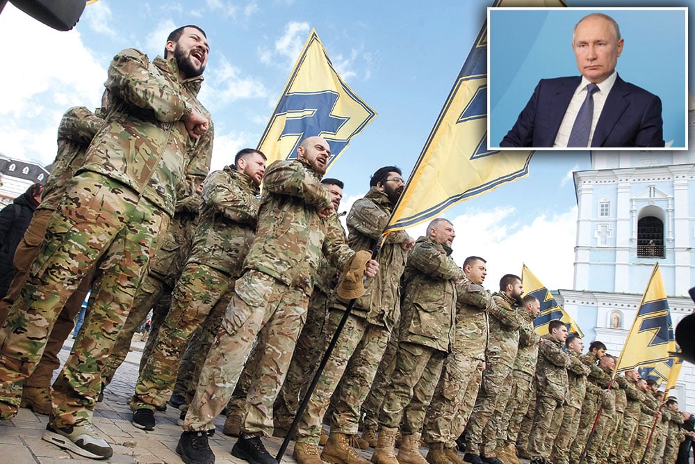 Efeitos. O Batalhão Azov é uma das tantas milícias neonazistas da Ucrânia. Derrubar Putin não vai significar por extensão uma vitória da democracia - Imagem: Presidência da Rússia e STR/NurPhoto/AFP 