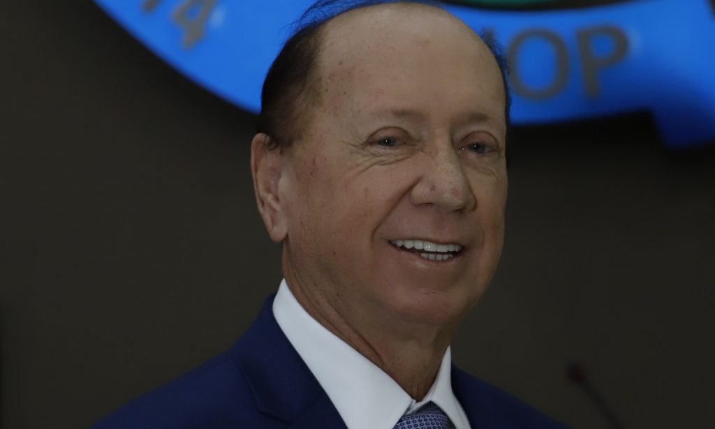 No Mato Grosso, prefeito tenta proibir debates e livros sobre sexualidade