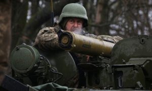 Ucrânia usou armas proibidas internacionalmente para atingir russos, diz NYT