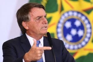 A barbárie bolsonarista inviabiliza o crescimento do Brasil