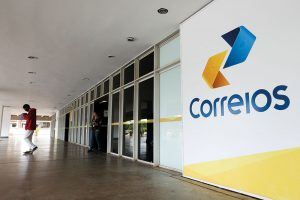 Ministros autorizam excluir Correios e Telebras do programa de privatizações