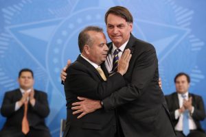Empreiteira que usa empresa de fachada esteve em reunião sem ata com ministro de Bolsonaro