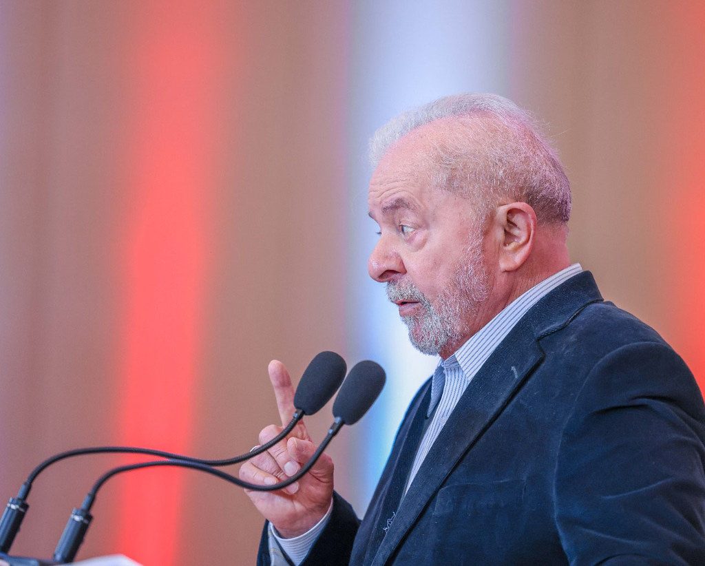 Propaganda de Lula vai atacar ‘caráter eleitoreiro’ de Auxílio Brasil