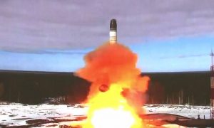 Rússia testa com sucesso um novo míssil balístico intercontinental