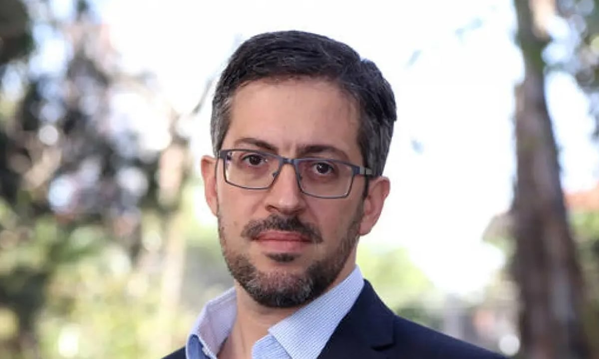 Em defesa de Conrado Hübner Mendes