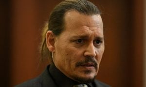 Johnny Depp testemunha em julgamento contra sua ex-mulher Amber Heard