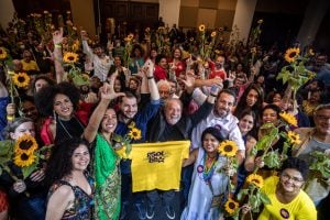 PSOL oficializa apoio a Lula nas eleições presidenciais
