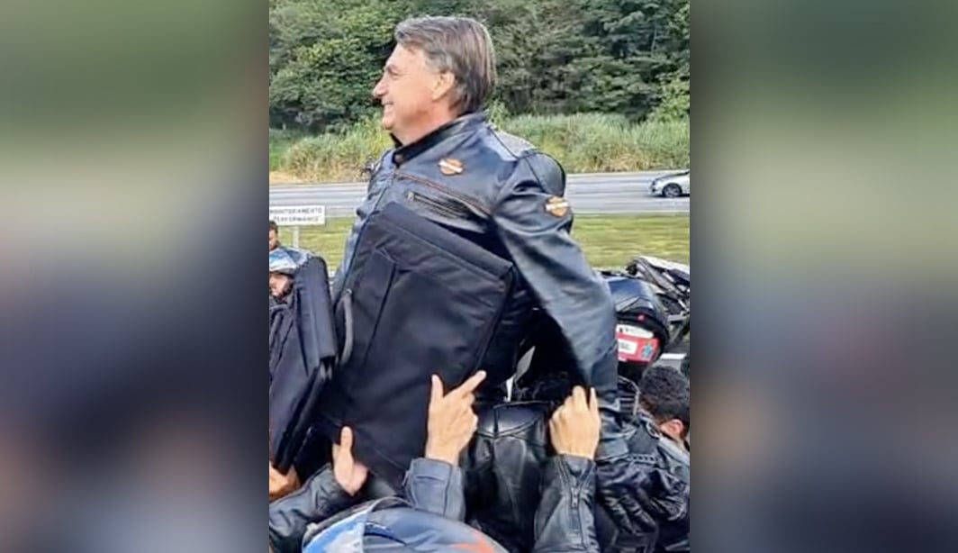 O presidente Jair Bolsonaro durante uma motociata. Foto: Reprodução 