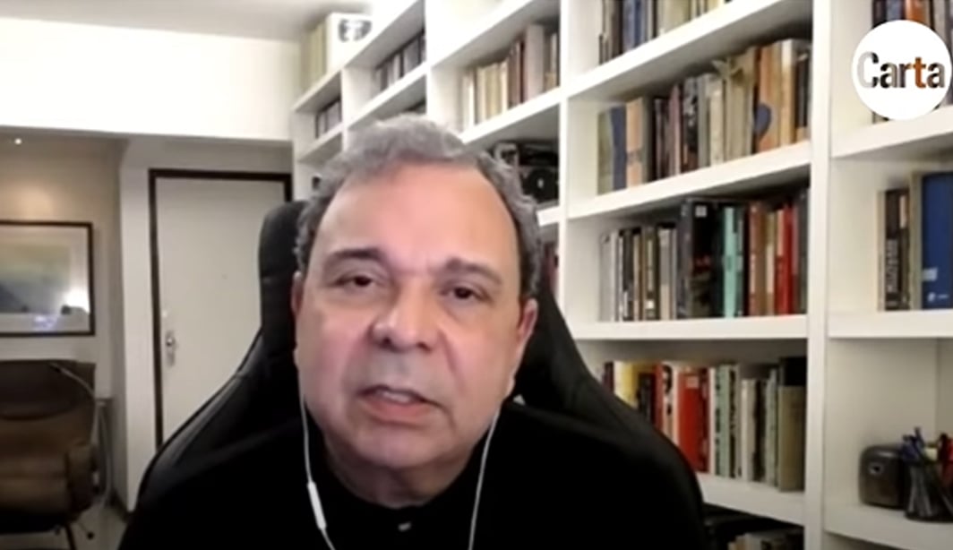 Ataque de Eduardo Bolsonaro a Miriam Leitão acelerou divulgação de áudios sobre tortura, diz historiador