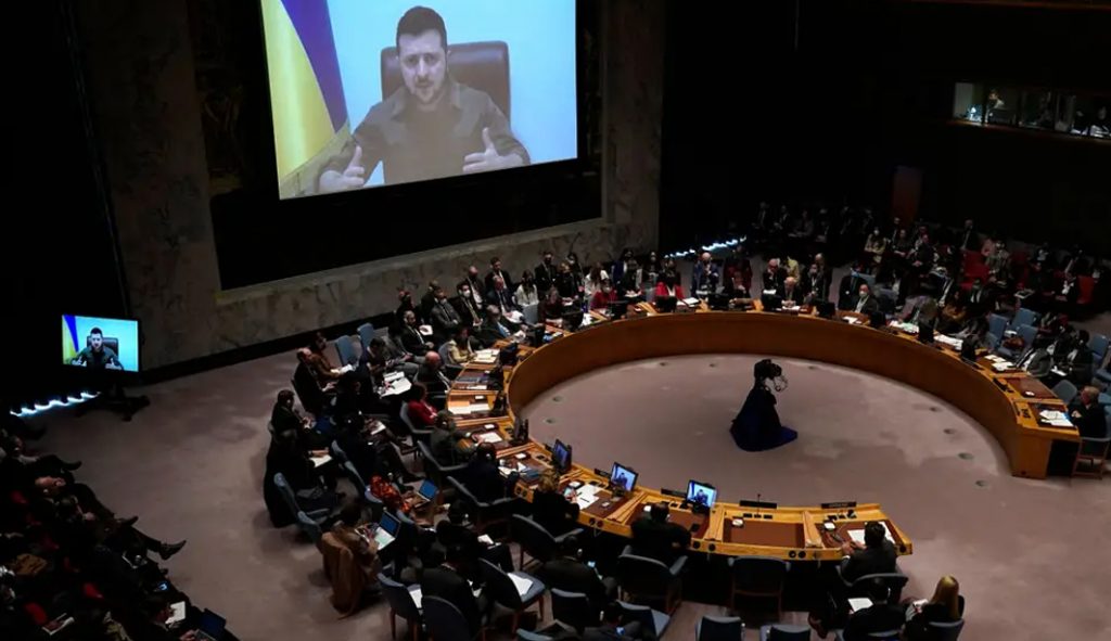 Na ONU, Zelensky cobra reação do Conselho de Segurança: 'Se não há opção, devem dissolvê-lo'
