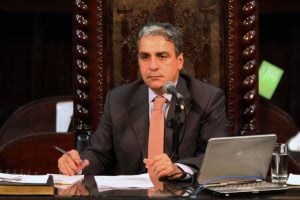 PT vai retirar apoio formal a Freixo se Molon mantiver candidatura ao Senado, diz Ceciliano