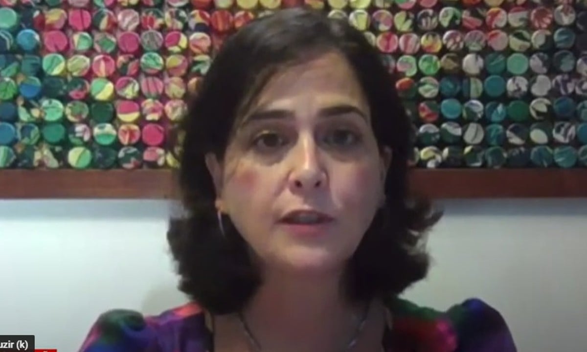 Bolsonaro ganha com saída de Moro, mas rejeição é um entrave para a reeleição, diz cientista política