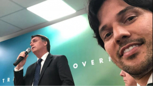 Bolsonaro nunca foi contra o Centrão, admite ministro das Comunicações