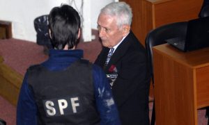 Torturador da ditadura argentina recebe a 9ª sentença de prisão perpétua
