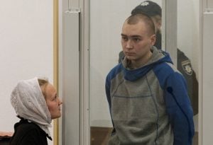 Primeiro soldado russo julgado na Ucrânia por crimes de guerra é condenado à prisão perpétua