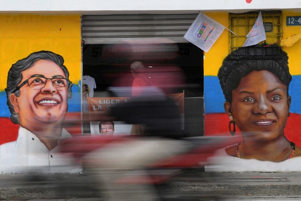 Virada de mesa e clima de violência ameaçam a vitória da esquerda na Colômbia