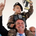 A tirania em construção