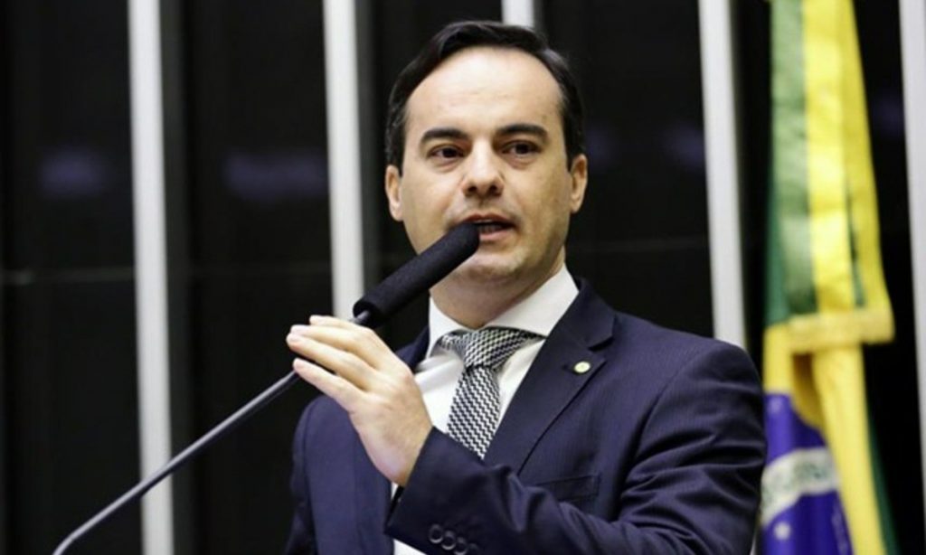 Bolsonarista Capitão Wagner lidera corrida ao governo do Ceará, diz pesquisa