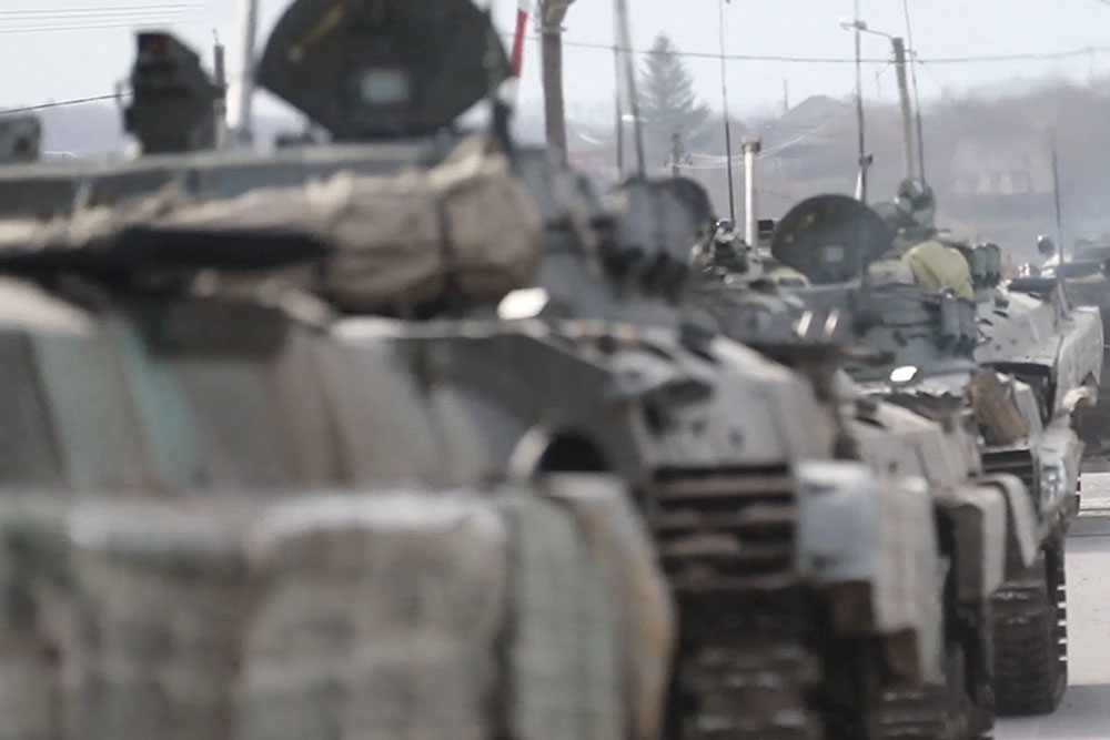 Marcha. Os tanques russos ocupam as principais áreas da Ucrânia 