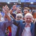 Participação efetiva de Alckmin na campanha de Lula gera debate no PT