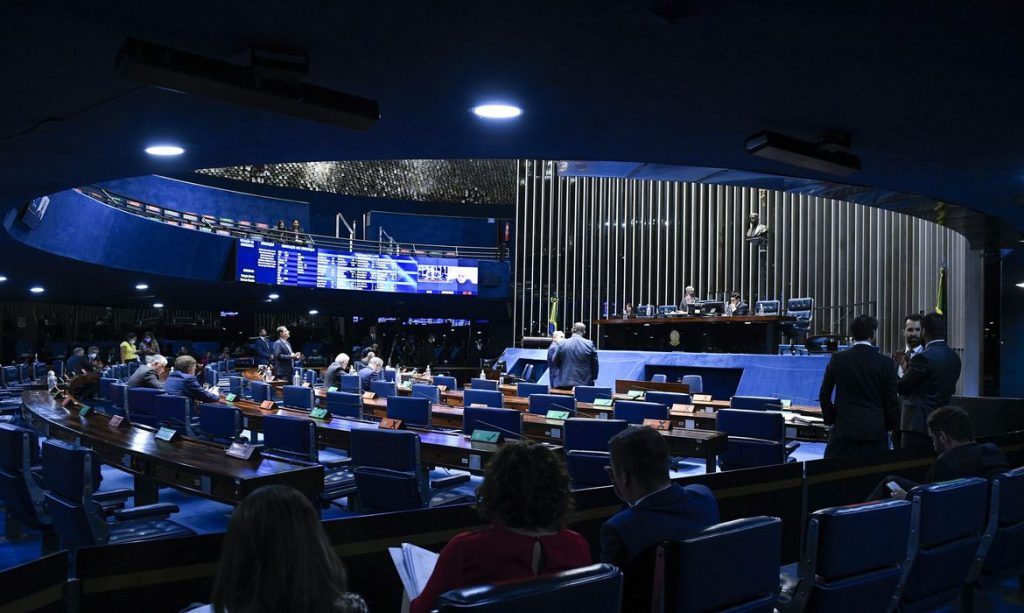 Senado proíbe o uso da tese de ‘legítima defesa da honra’ em feminicídios