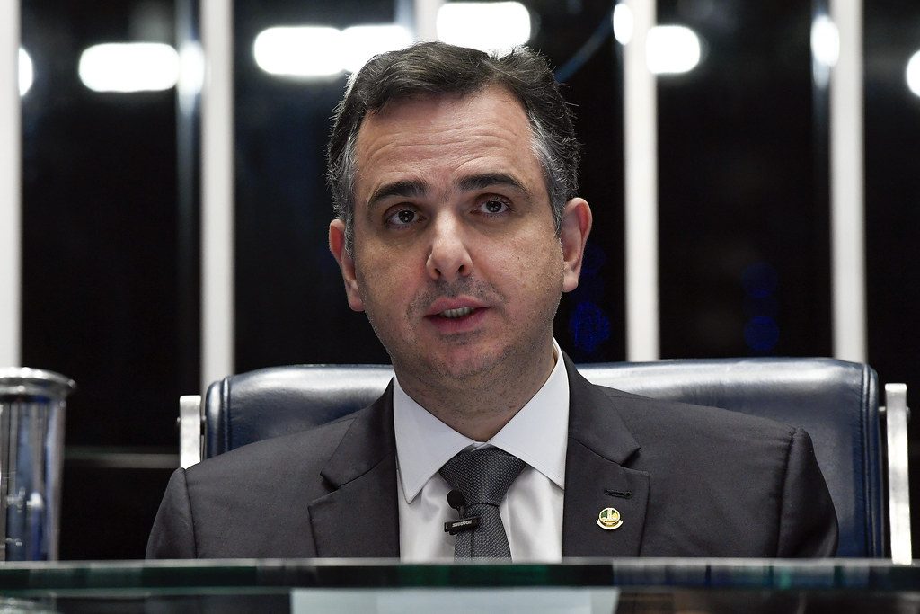 Senado vai apresentar PEC para tornar crime a posse de qualquer quantidade de drogas