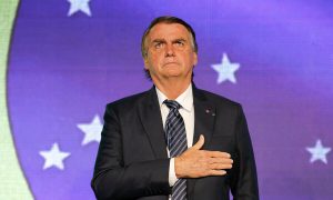 Auditoria do cartão corporativo de Bolsonaro revela farra de gastos, diz revista