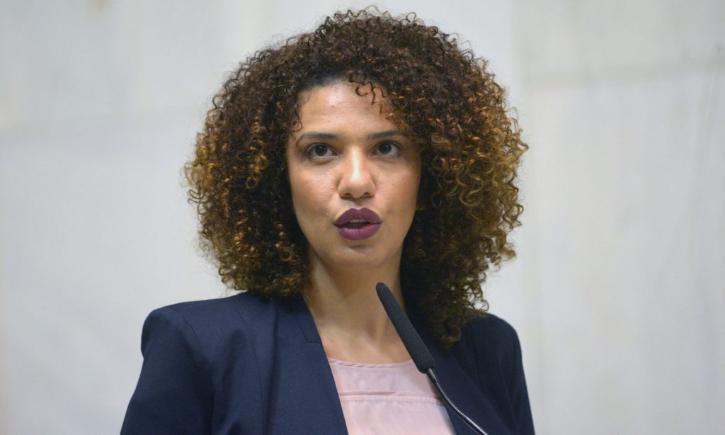 Mônica Seixas: Defender legalização do aborto e drogas não pode ser um constrangimento