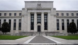 Fed pausa alta dos juros nos EUA e mantém a taxa entre 5% e 5,25%