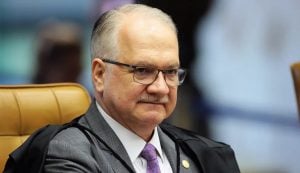 Fachin diz que Brasil não admite ‘aventuras autoritárias’