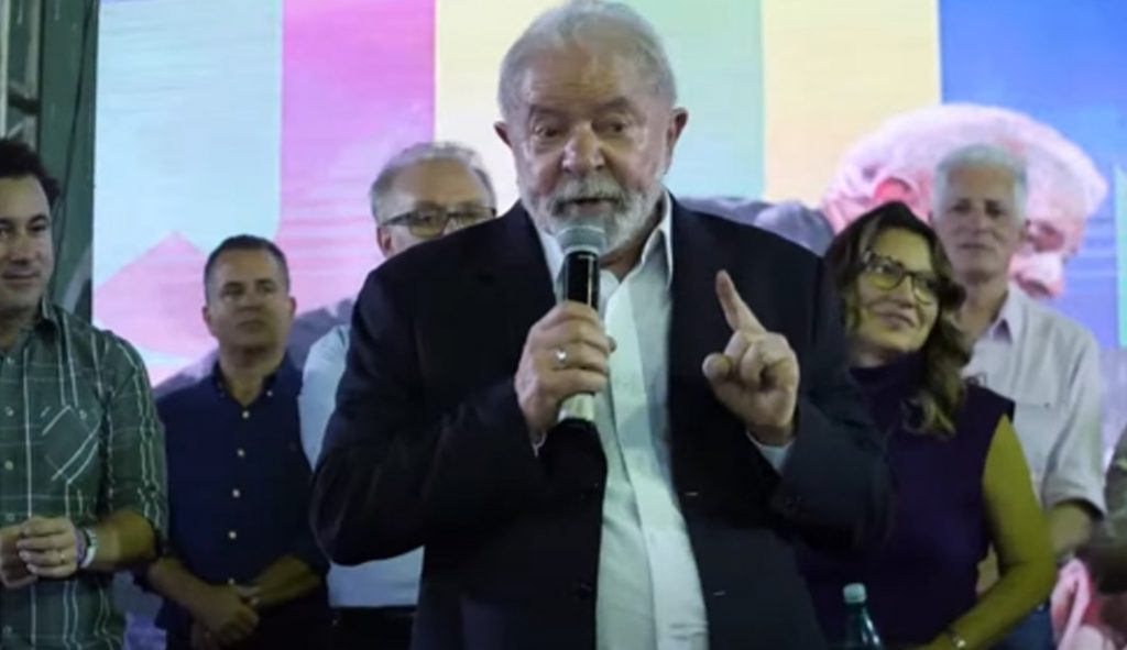 ‘Bolsonaro e o autoritarismo sofrerão um golpe em outubro: o golpe da eleição democrática’, diz Lula