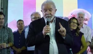 ‘Bolsonaro e o autoritarismo sofrerão um golpe em outubro: o golpe da eleição democrática’, diz Lula
