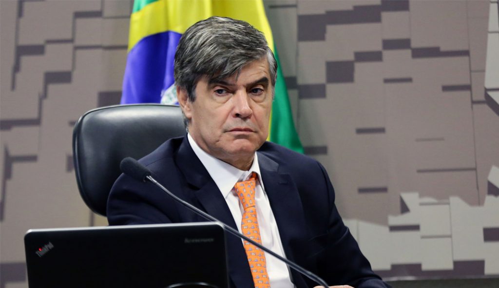 Ex-líder do PL gasta R$ 1,2 milhão em duas gráficas de fachada